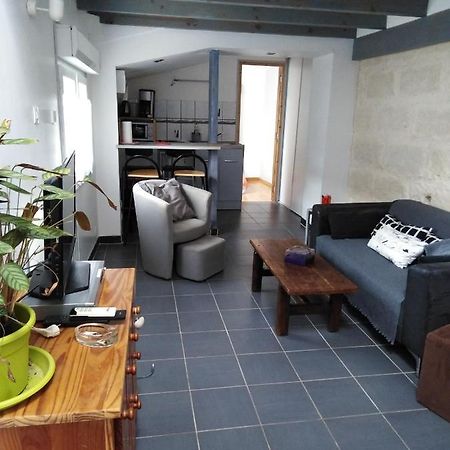 Apartment Gwendoline Amboise Exteriör bild